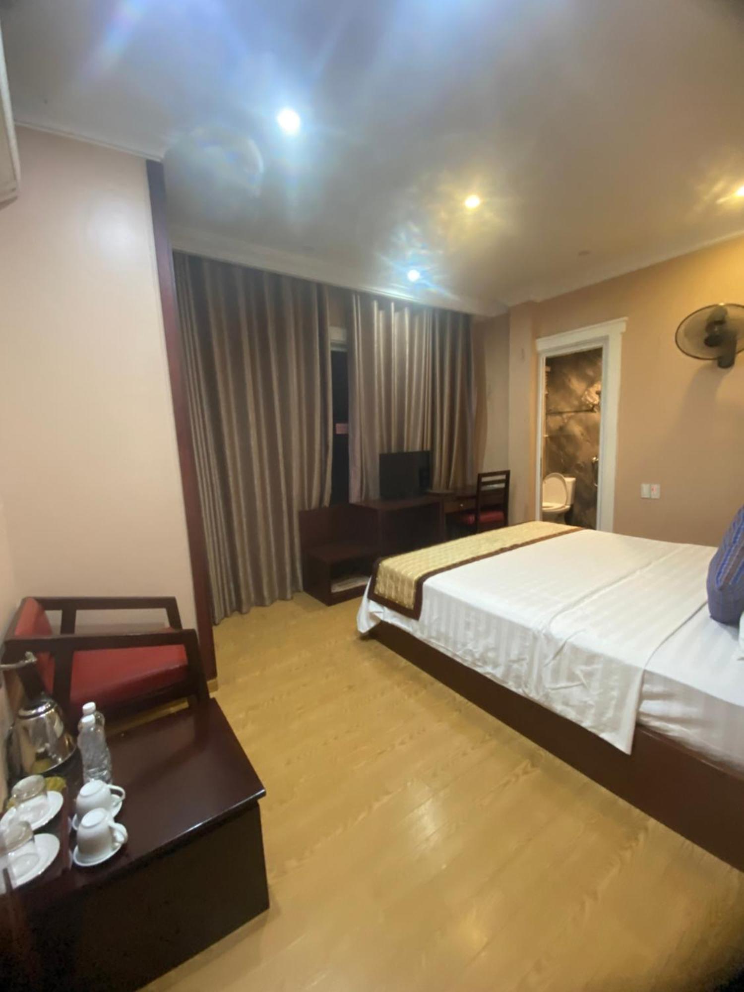 Hong Ky Boutique Hotel Diện Biên Phủ Exterior foto